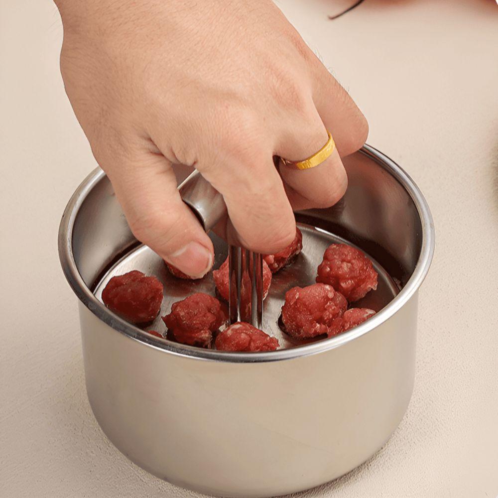 

Efficient Hand Press Meatball Maker Meatball Shrimp Slide Mold Fish Balls 6 Grids