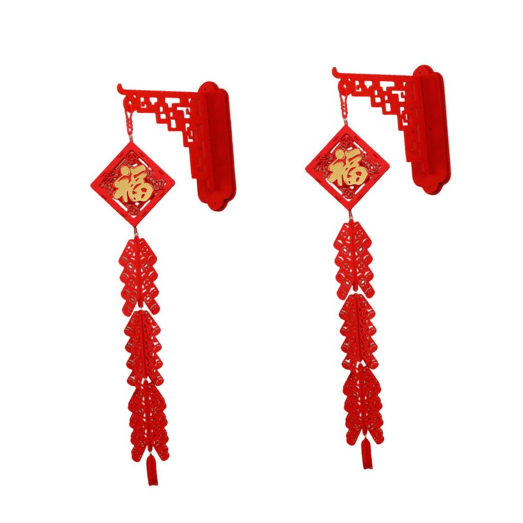2 Pieces New Year Decorations Traditional Red Fu Character Lightweight Oriental Shaking Luck Pendant for Shops Celebration