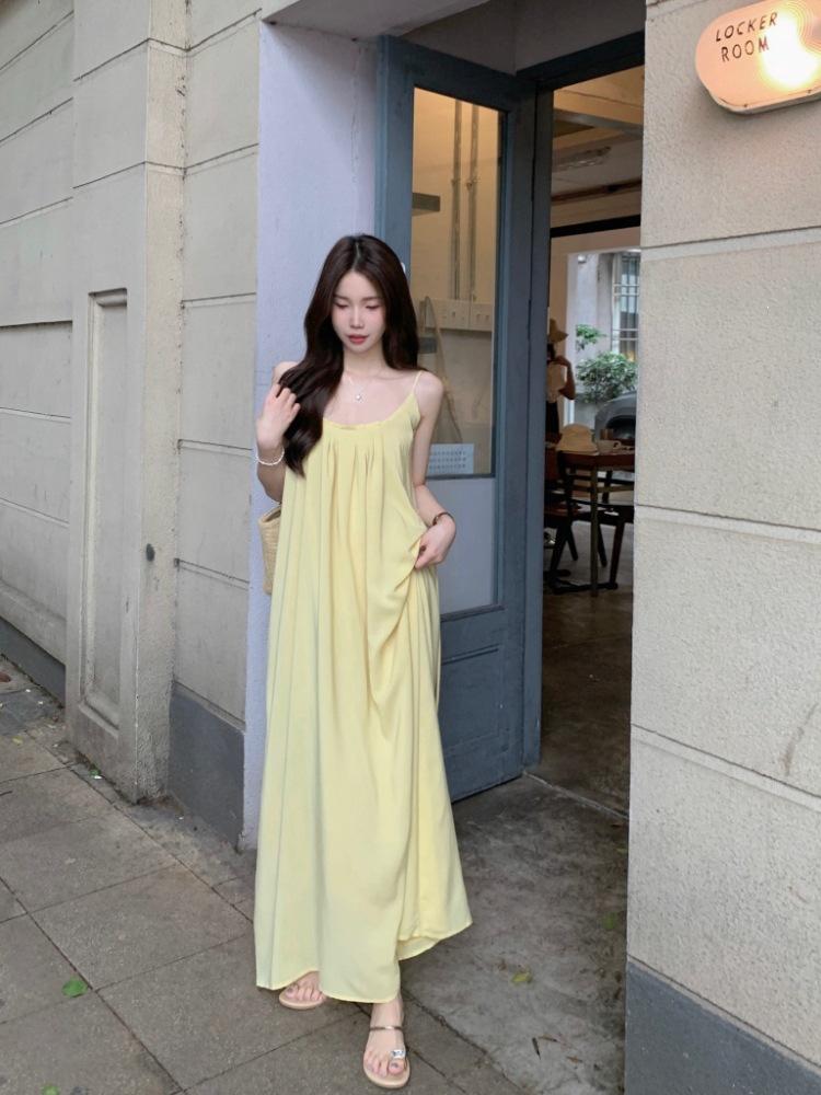 [Practice] Seaside Holiday Wind Yellow Suspender Dress Female Summer Loose Leisure Beach Dress Fairy