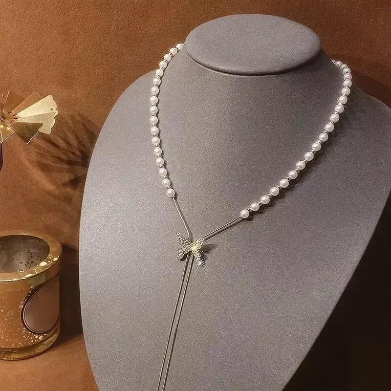 Fashionable Long Butterfly Pearl Necklace Adjustable Drawstring Pendant Collarbone Chain Elegant Luxury Sweater Chain Jewelry