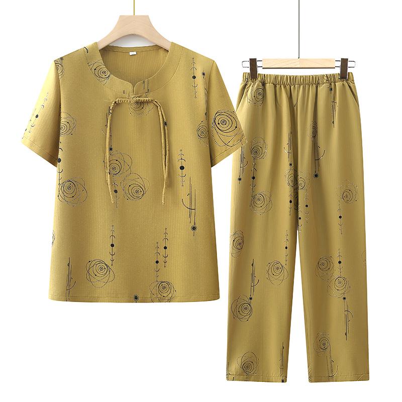 

Mom s New Summer Chinese Style Two-Piece Suit for Middle-aged Women - Stylish Loose-Fit Short-Sleeve Plus Size 2XL (approx. 100-115 jin) жовтий