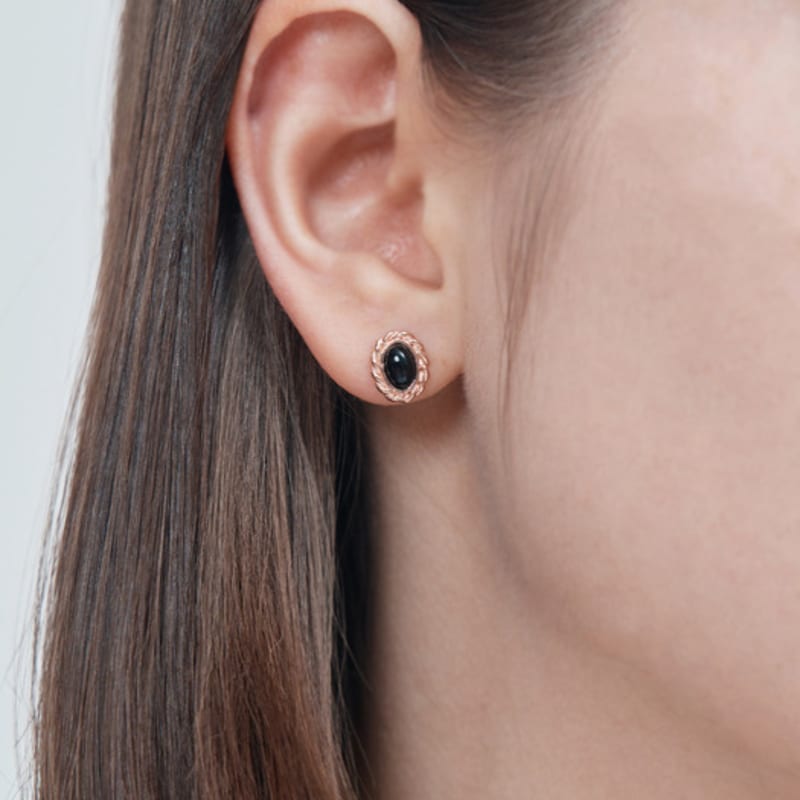 

ELLE Jewelry 14K Ella Oval Onyx Earrings (Gold Filled) ELGPEE499 white gold