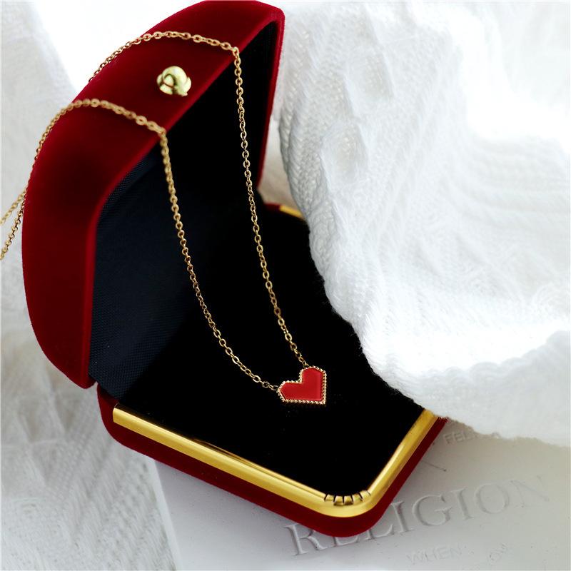 Korean Fashion 18K Gold-Plated Red Heart Necklace for Women - Retro French Titanium Steel Clavicle Chain