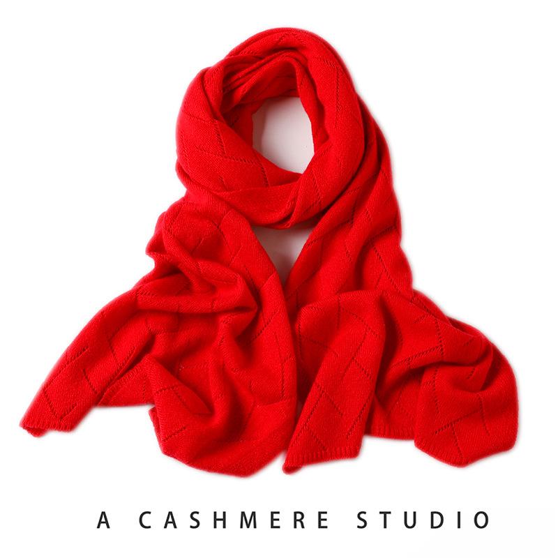 New cashmere scarf, women's short Korean version of autumn and winter warm neck protection knitted versatile hollow scarf