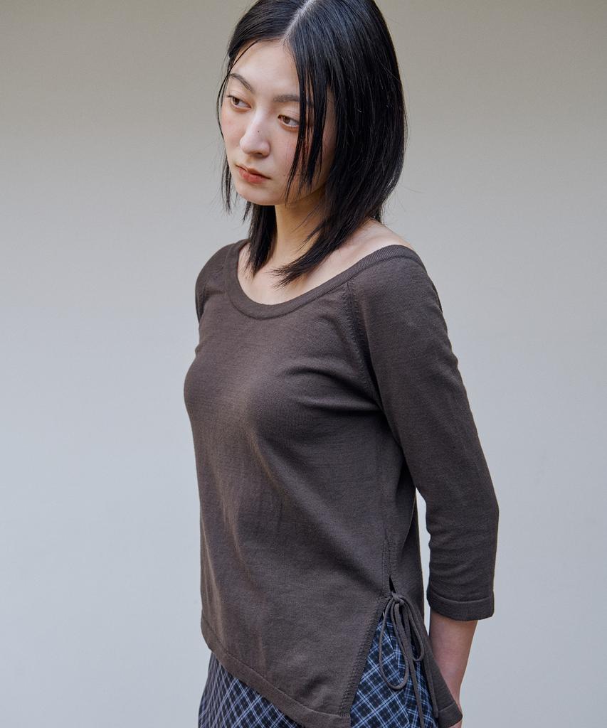 AHWE Off-Shoulder Half Sleeve Knit_Brown