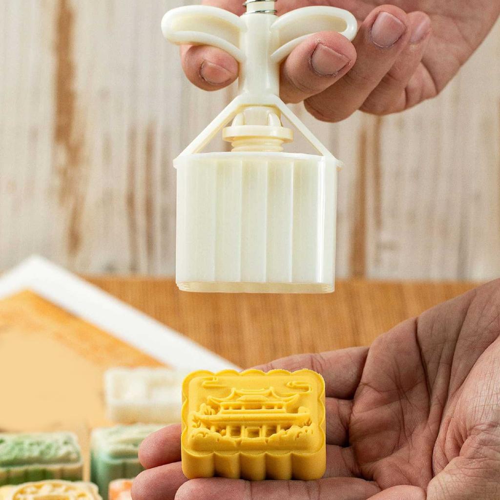 Forma na měsíční koláčky 25/50G se 4 vyměnitelnými razítky Funkční pečicí forma na sváteční sušenky a dezerty