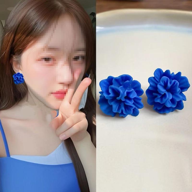 Xu I is dazzling Zhao Lusi Xu Yan same silver needle zircon pearl earrings elegant stud earrings light luxury high-end earrings