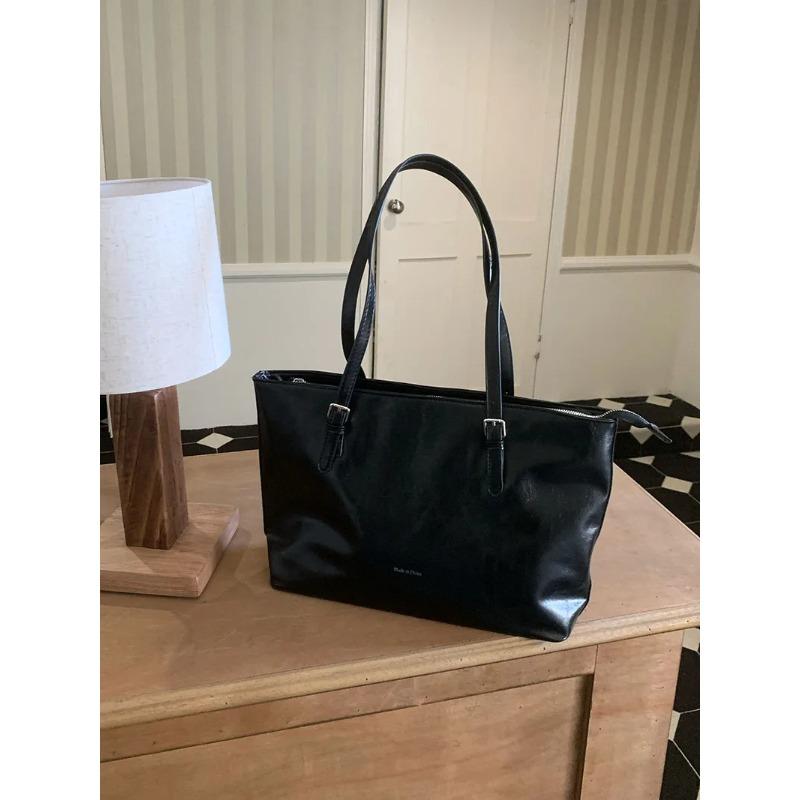 Casual Large Capacity Tote Bag For Women Simple Solid Commuting Shoulder Bag Quality PU Leather Designer Luxury Handbags