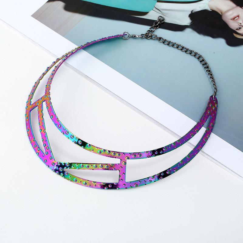 Metallic Geometric Choker With Electroplated Finish For Spring Fashion