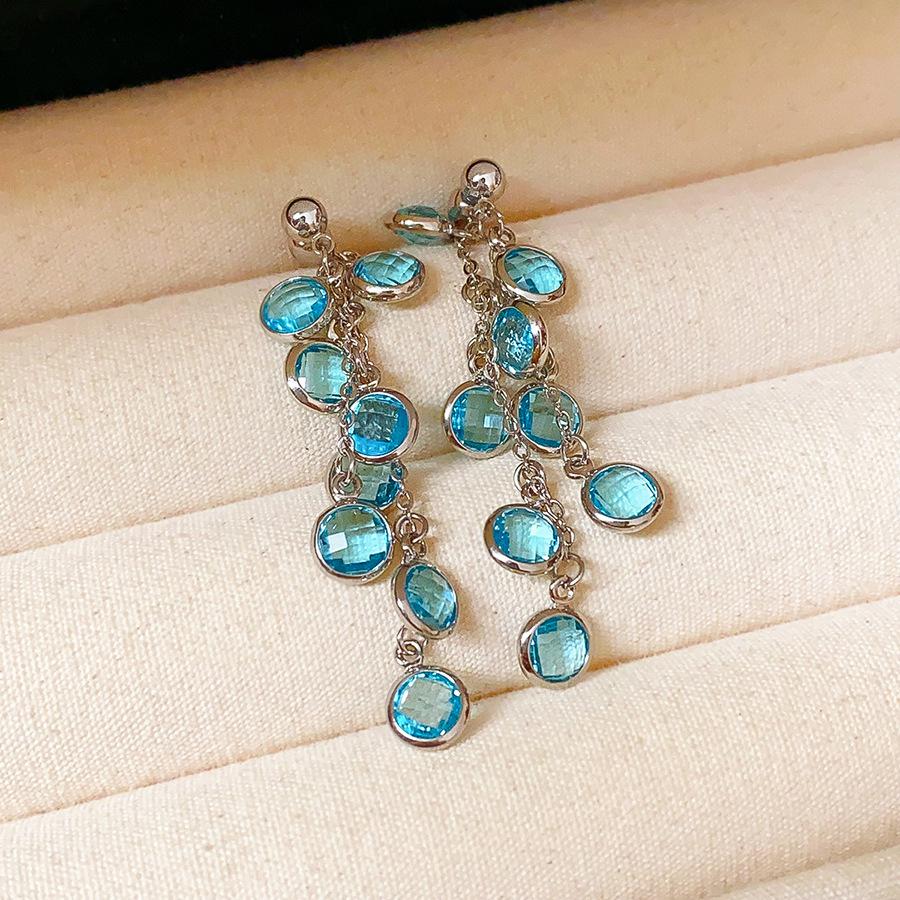 Silver Needle Resin Flower Tassel Earrings: Vintage, Versatile, Light Luxury Fashion Jewelry for Women