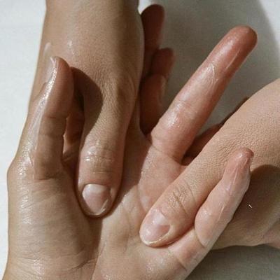 Cura delle mani e dei piedi – Maschere e creme per le mani