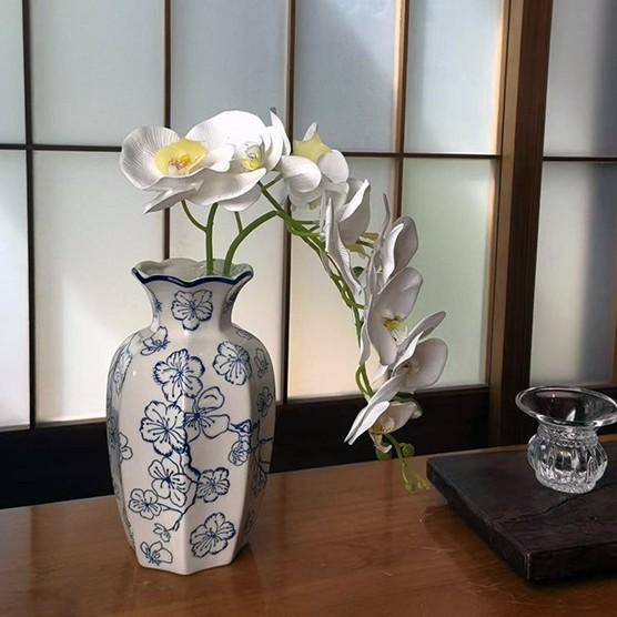 High-End Retro Blue and White Octagonal Porcelain Vase for Home Decor