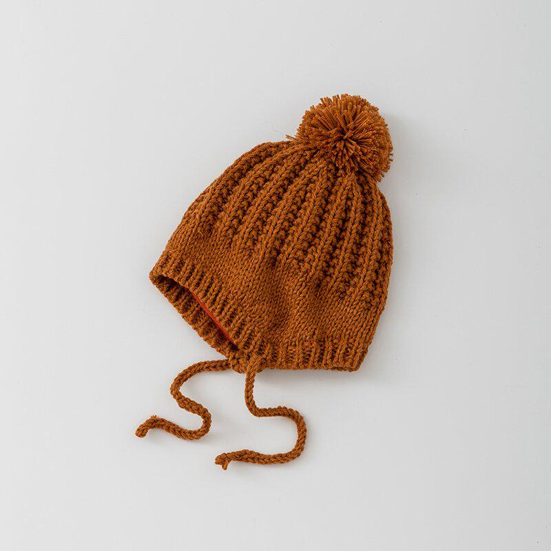 Zimowa ręcznie robiona czapka z nausznikami w stylu koreańskim z pomponem dla małych dziewczynek