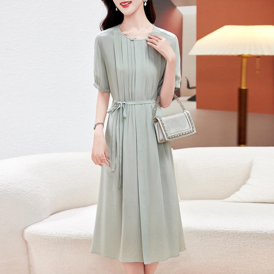 

Fashion silk dress women s medium and long dress new temperament short-sleeved mulberry silk skirt L світло-зелений колір