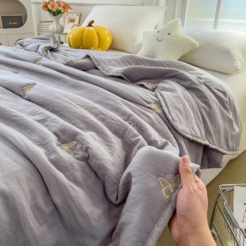 Dopamine Summer Quilt - Washed Soybean Cotton, Skin-Friendly & Breathable (Embroidered Home Decor)