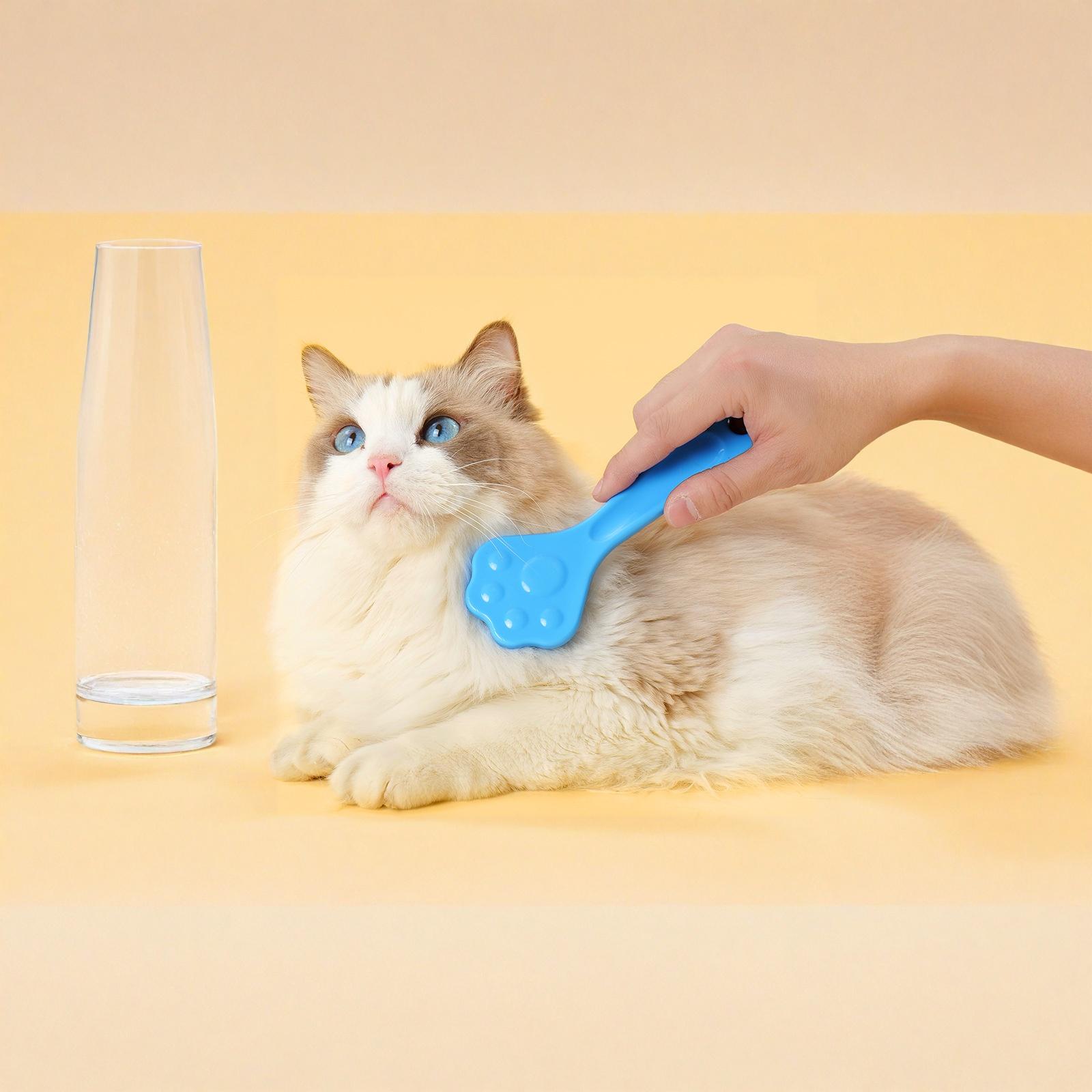 

Pet Massage Roller Brush for Dogs Cats Bathing Grooming Massage Tool one size синий