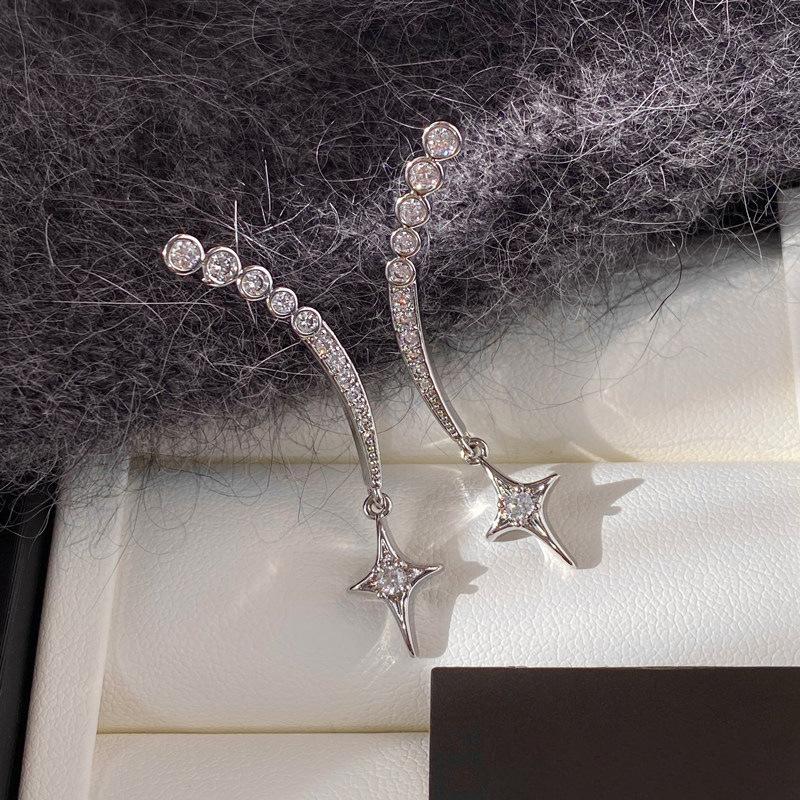 

New Luxury Shiny Zircon Drop Earrings Women Four Pointed Star Long Dangle Earrings Elegant Banquet Wedding Jewelry Accessories
