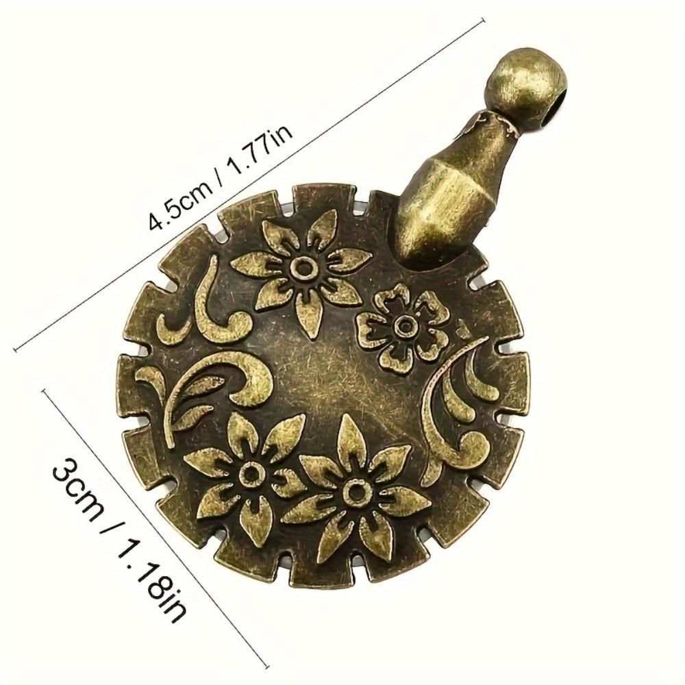 2pcs Antique-Inspired Thread Cutter with Floral Relief - Safe and Convenient Sewing Tool for DIY Projects