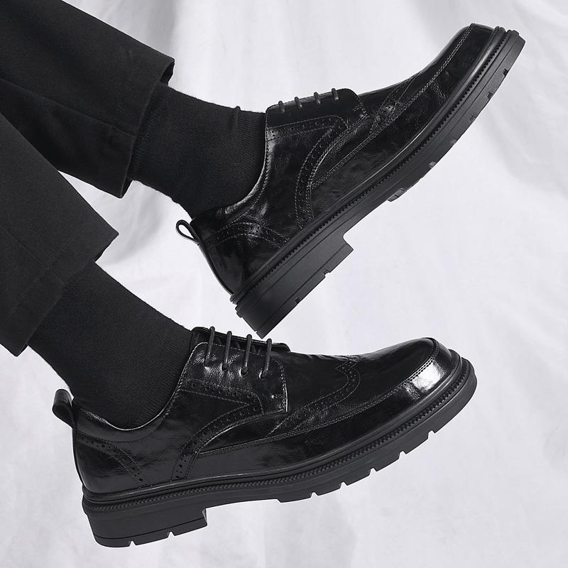 Лакированные туфли из кожи для мужчин на шнуровке Оксфорды мужские свадебные офисные — фото 3