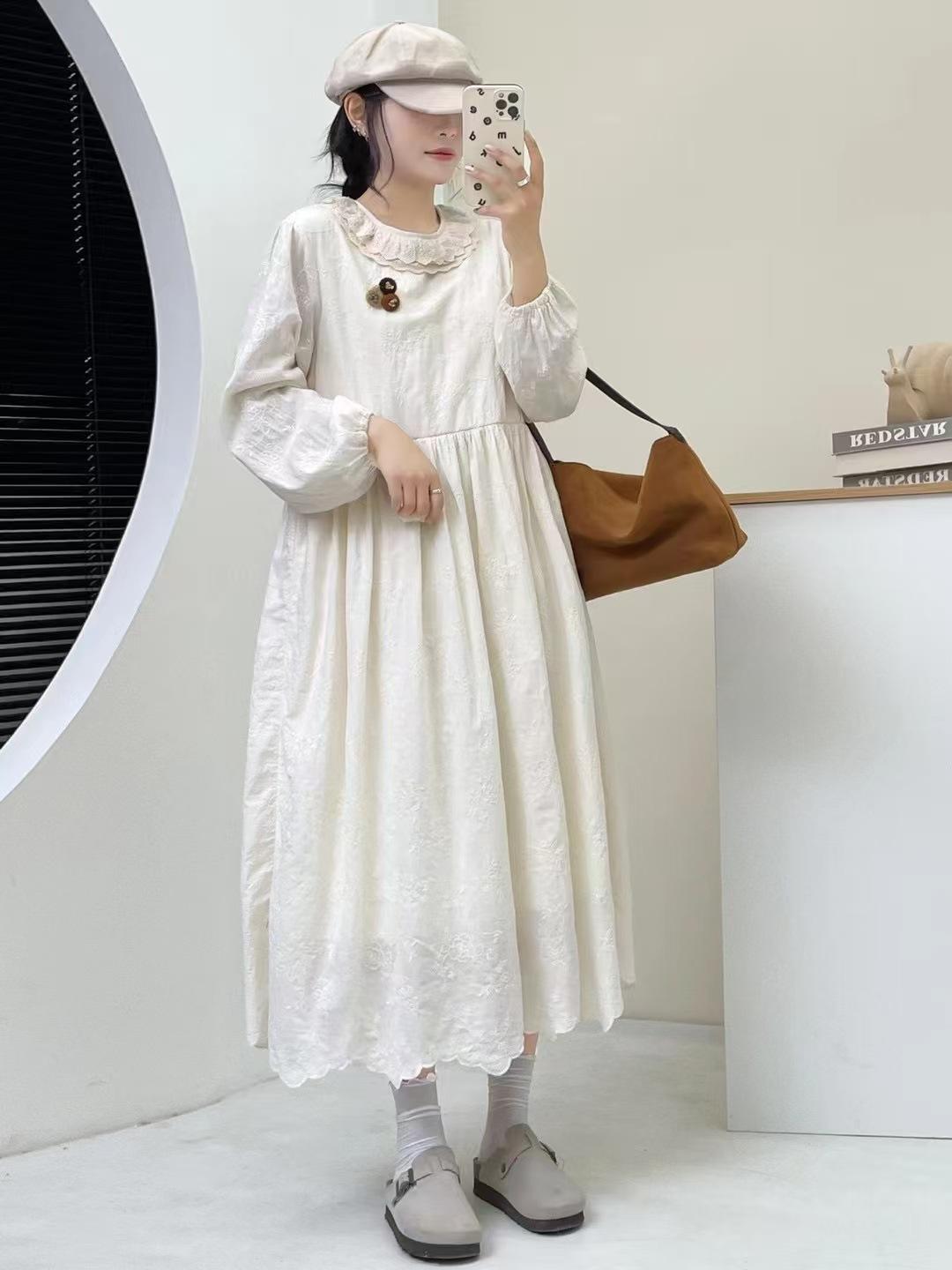 

Johnature Платье из жаккарда Forest Осень-зима Японские свободные универсальные платья One Size бежевый