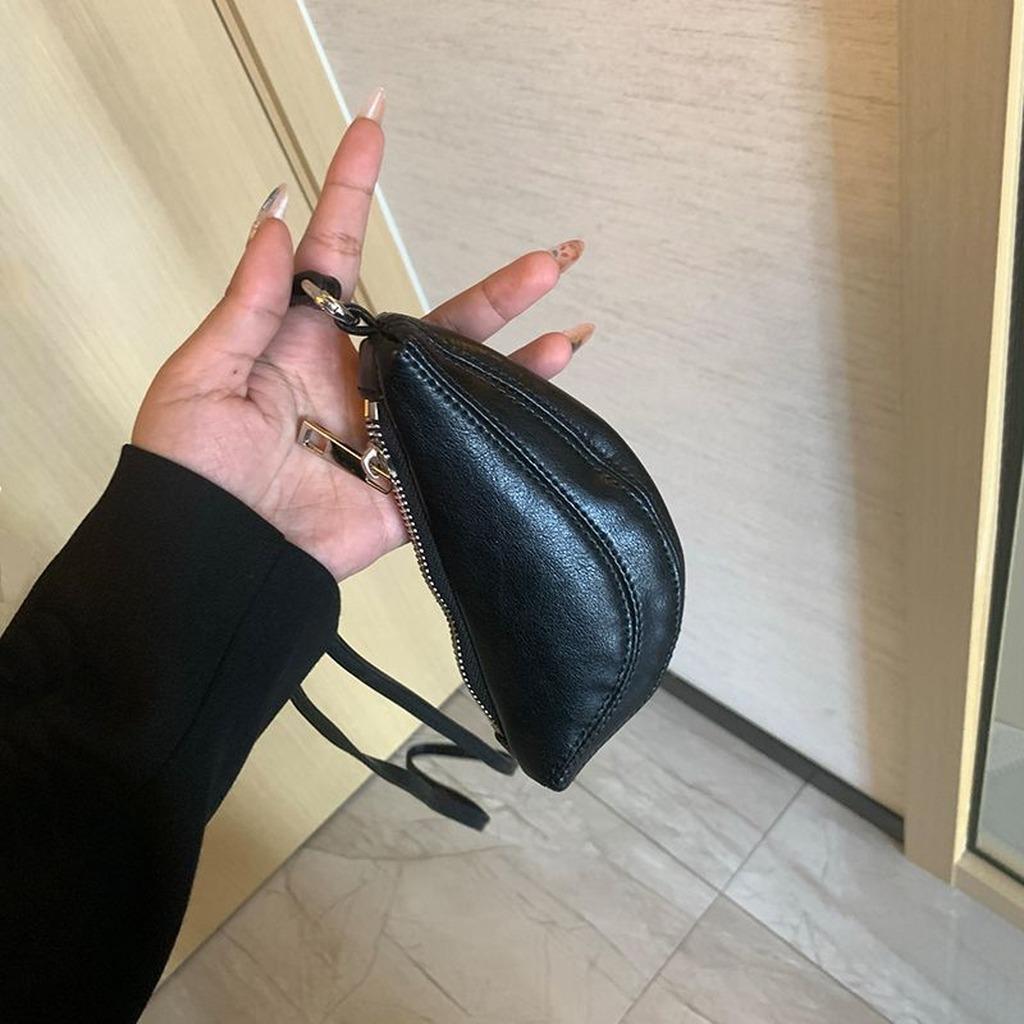 Vintage Black Leather Crossbody Bag Minimalist Zippered Lanyard Coin Purse for Women Casual Daily Use Key Wallet Money Pouch