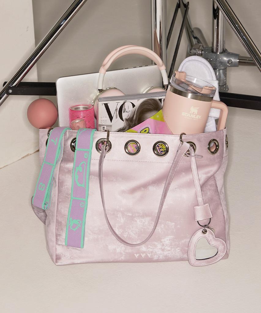 Vvv Heart Mirror Large Tote Shoulder Bag _ Pink