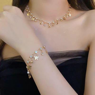 Collar Brillante con Borla de Mariposa - Accesorio de Clavícula de Lujo Ligero y Moderno 2025 para Mujer