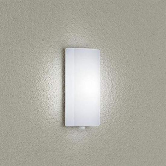 

DAIKO LED Outdoor Light (Built-in LED), Motion Sensor, Multi-Type, Weatherproof, Wall-Mount Only, 6.8W LED, Daylight White, 6500K, DXL-81393C, White