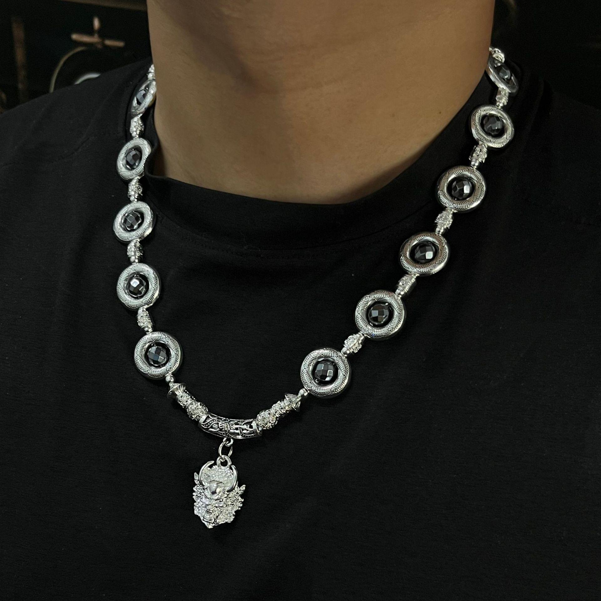 

Kuanggong Shichuang 26ss Tibetan Style Black Eye Silver Necklace - Retro High-End Clavicle Chain with Antique Design