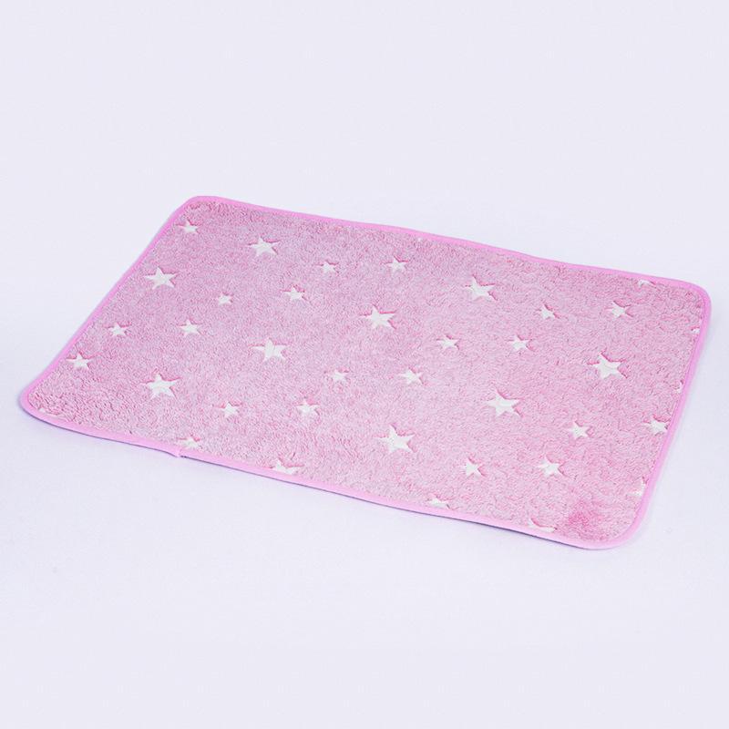 Winter Pet Urine Pad Breathable and Absorbent Dog Urine Pad Machine Washable Non-slip Urine Pad Training Urine Pad Luminous Mat