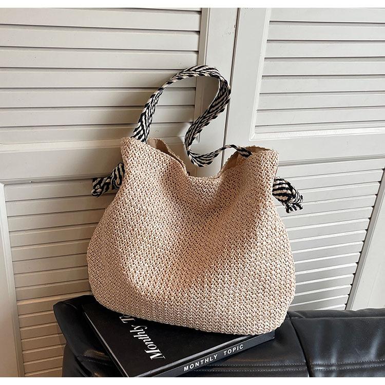 

Slack straw bag women s large-capacity new summer leisure shoulder bucket bag woven seaside beach bag