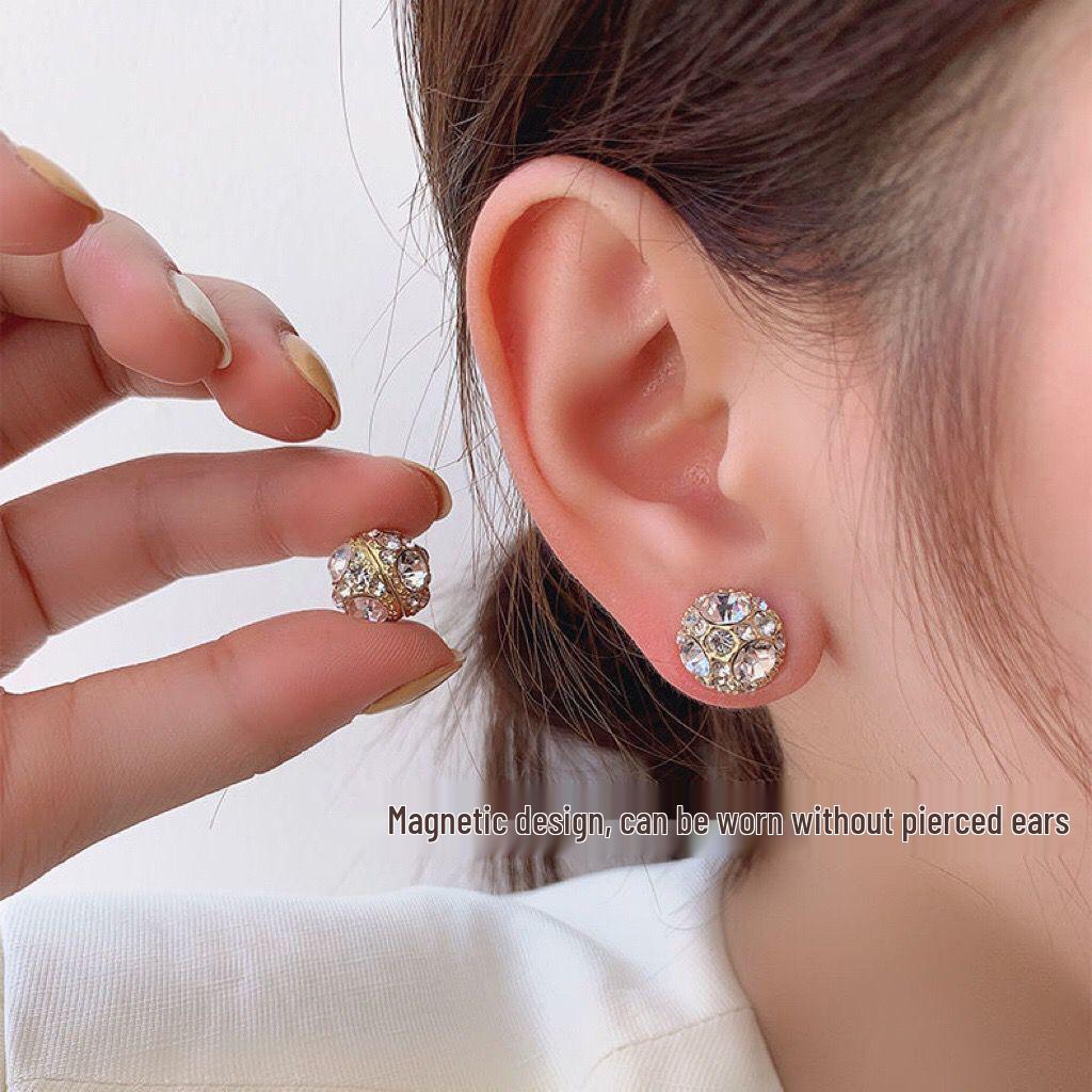 Trendy Korean Magnetic Ear Clips: Painless, Elegant No-Pierce Diamond Design for Women