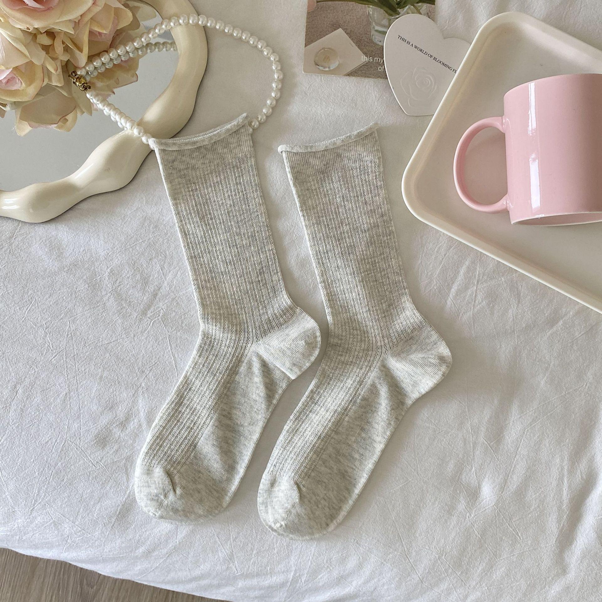 

Thin Mulberry Silk Mid-Tube Socks Mesh Breathable Lace Style Versatile Rolled Hem Stacked Socks One size бежевый