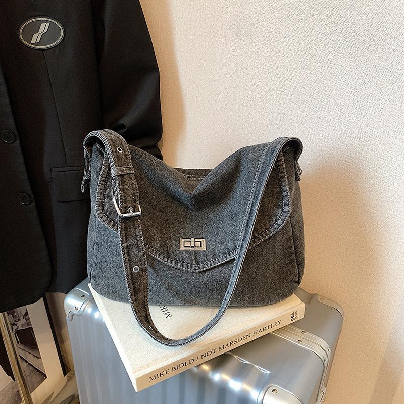 

Новая ретро джинсовая сумка нишевый дизайн большая вместимость сумка-тоут на плечо повседневная сумка-мессенджер чёрный