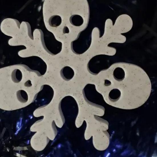 Skull Snowflake Ornament 3D Printed Gothic Snowflake Xmas Tree Hanging Decoration for Tree Window Holiday Decor