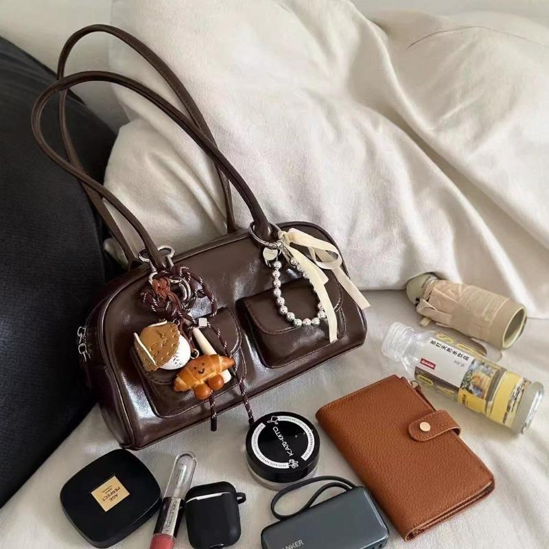 Bag women, autumn and winter new Korean large-capacity retro bowling portable shoulder bag