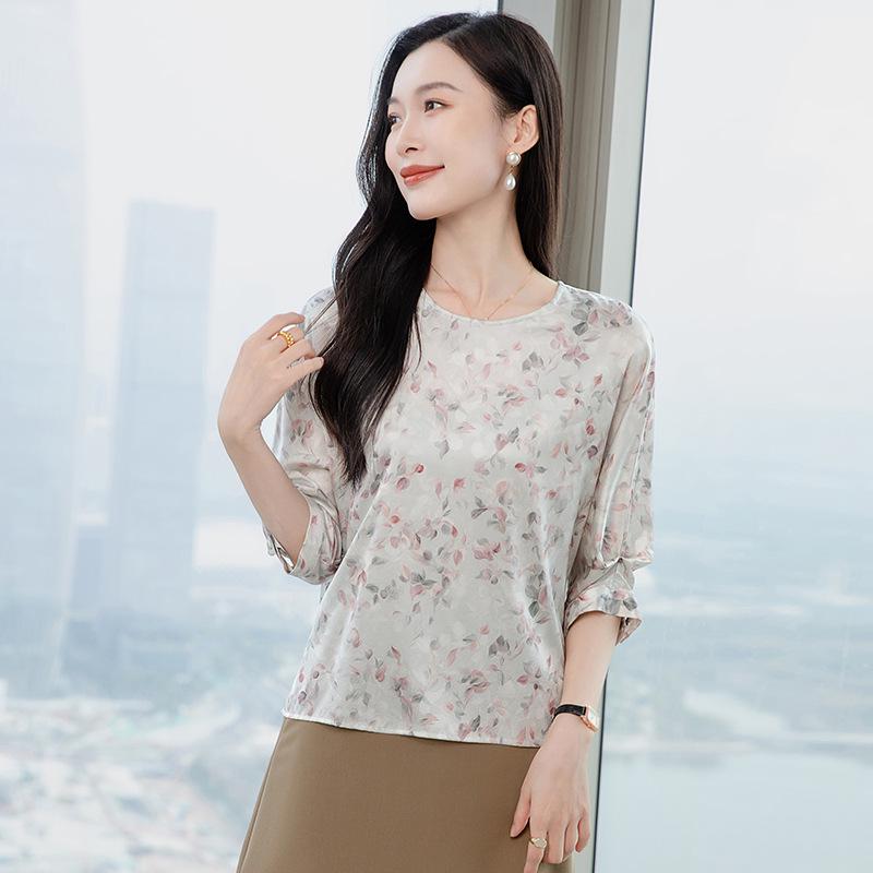 

2025 Spring Mulberry Silk Floral Blouse – Round Neck Fashion Top A3655 L цветочный/розовый