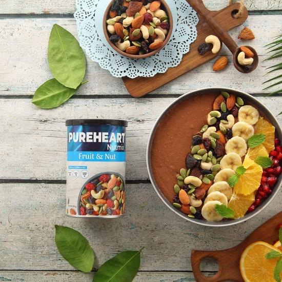 Pureheart Frutta e Frutta Secca (230 grammi) Mix di Frutta Secca Naturale Premium (Anacardi, Mandorle, Uvetta, Mirtilli rossi) Frutta secca deliziosa e croccante