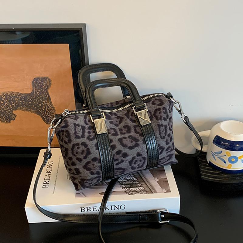 Leopard Print Retro Bag Autumn and Winter High-quality Niche Boston Bag New Fashion Single Shoulder Crossbody Bag