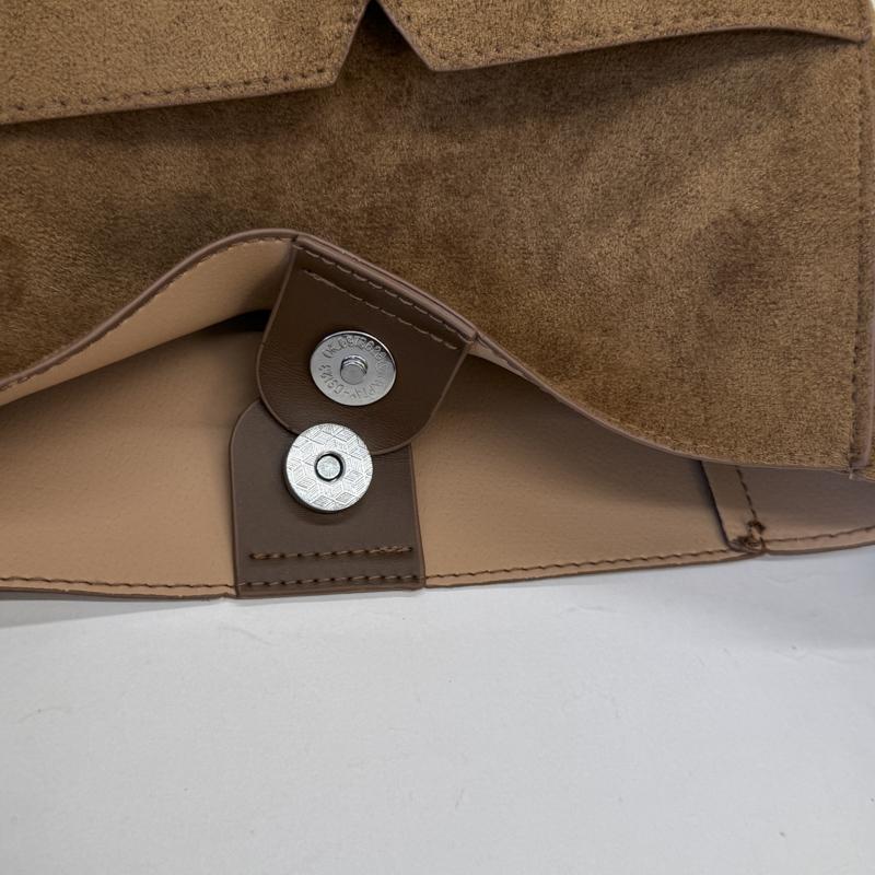 Suede Shoulder Bag with Front Pocket Large Capacity Fashion Everyday Bag