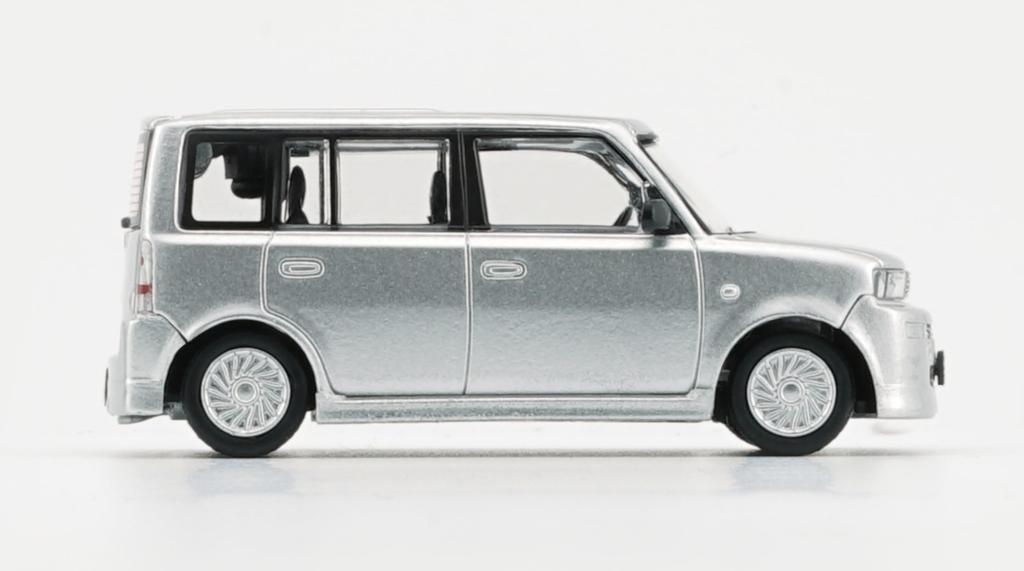 BM CREATIONS 1/64 Toyota 2000 bB Silver (RHD) Finished Product