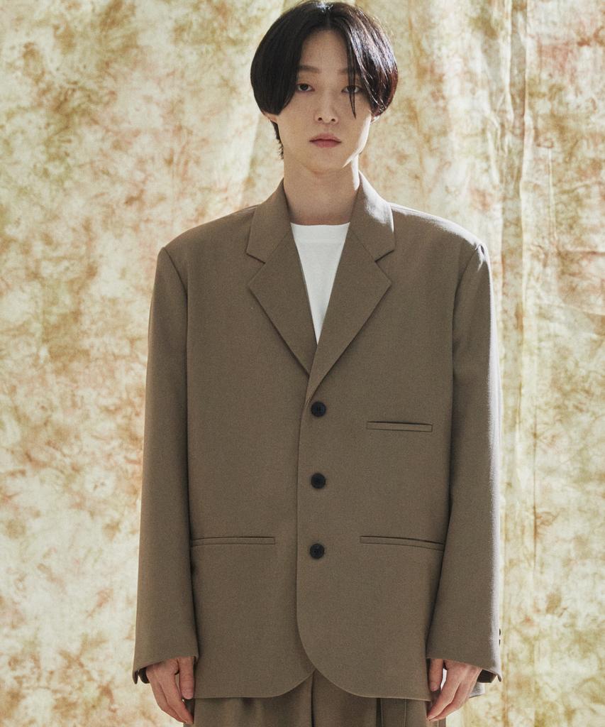Concent12 Bold Wool Blazer Beige