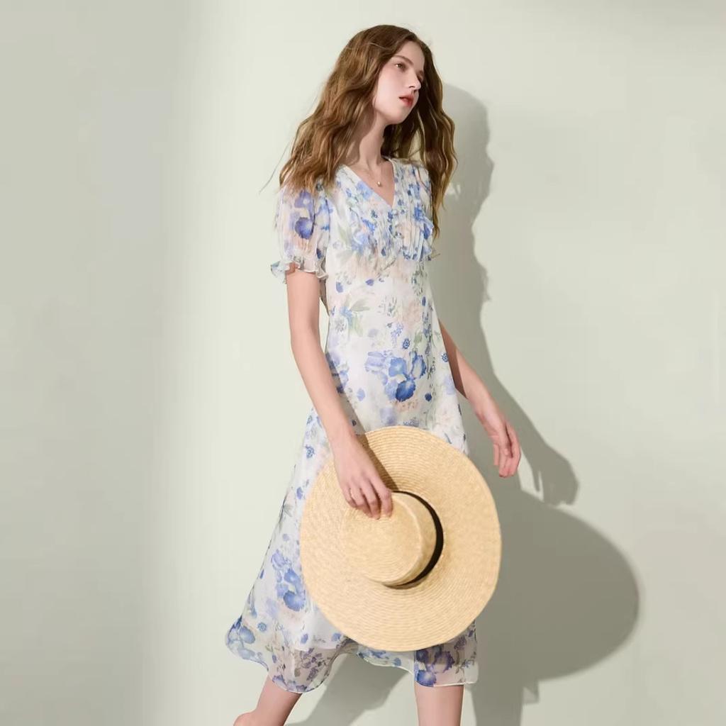 Fashion French medium and long dress New floral romantic commute light and familiar style blue dress in summer