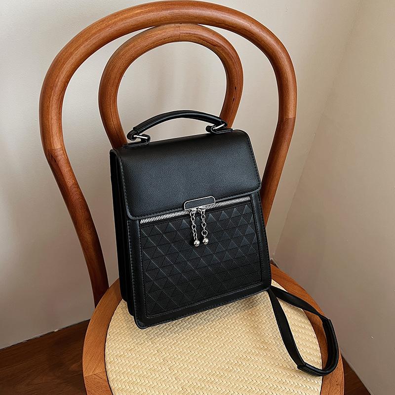 

Новая модная трендовая однотонная женская сумка большой вместимости, нишевая сумка через плечо, мессенджер чёрный