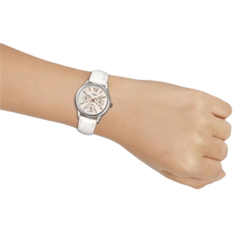 Casio Women's Standard Series Yellow Watch LTP-2085L-7AVDF