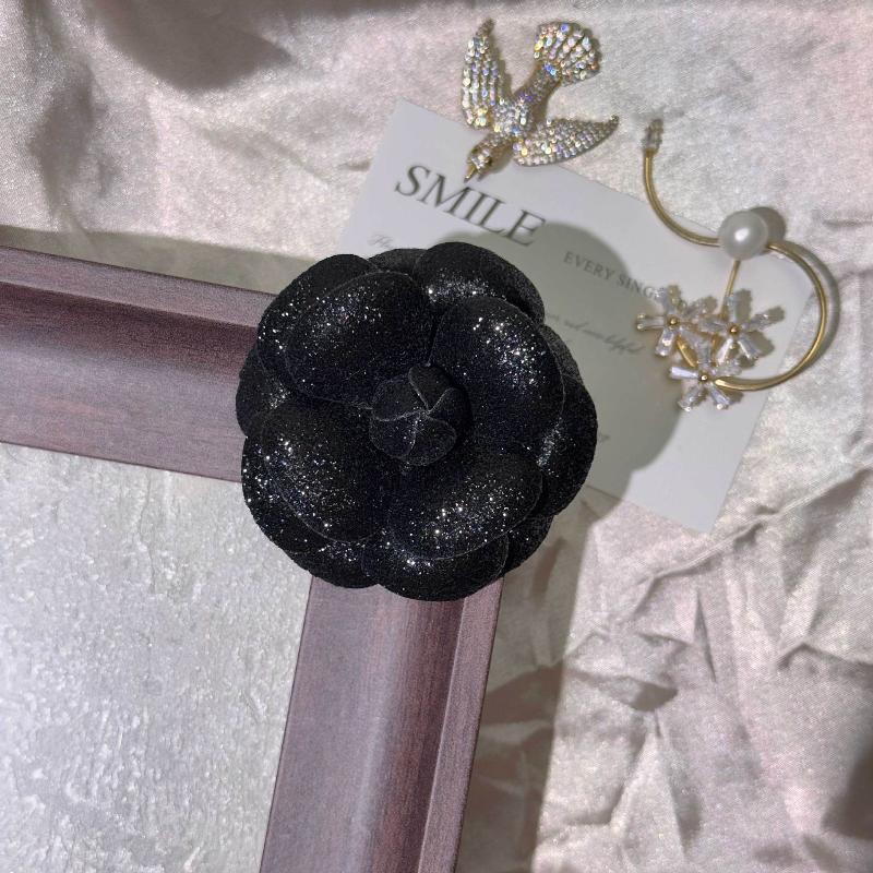 French Style Fabric Camellia Brooches Vintage Elegant Flower Lapel Pins For Women Fashion Wedding Party Badge Accessories Gifts