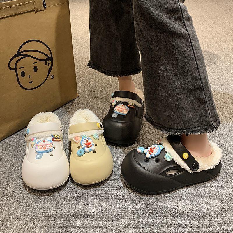 Fashion outerwear women's thick-bottomed non-slip fluffy slippers 2025 winter new cute cartoon warm velvet cotton slippers