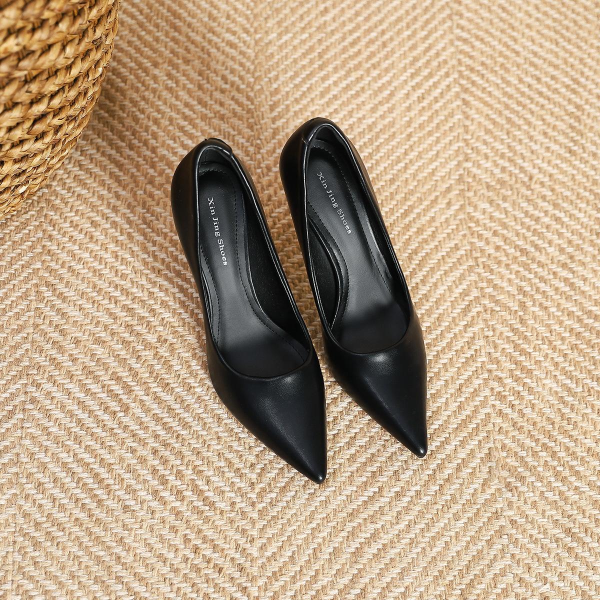 

97035-11 pointed women s small fragrant style high heels single shoes 2025 new shallow mouth French commuter thin heel women 38 чёрный