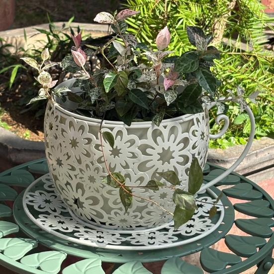 Vintage Teacup Planter Iron Floral Cutout Flowerpot Decorative Plant Pot for Succulents Herbs Flowers Indoor Outdoor Garden Decor