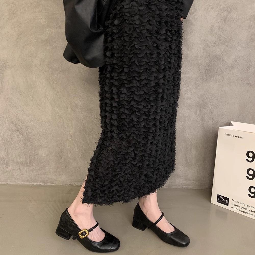 French evening breeze light mouth single shoes women's thick heel 2025 spring new Korean version small leather shoes retro middle heel Mary Jane shoes